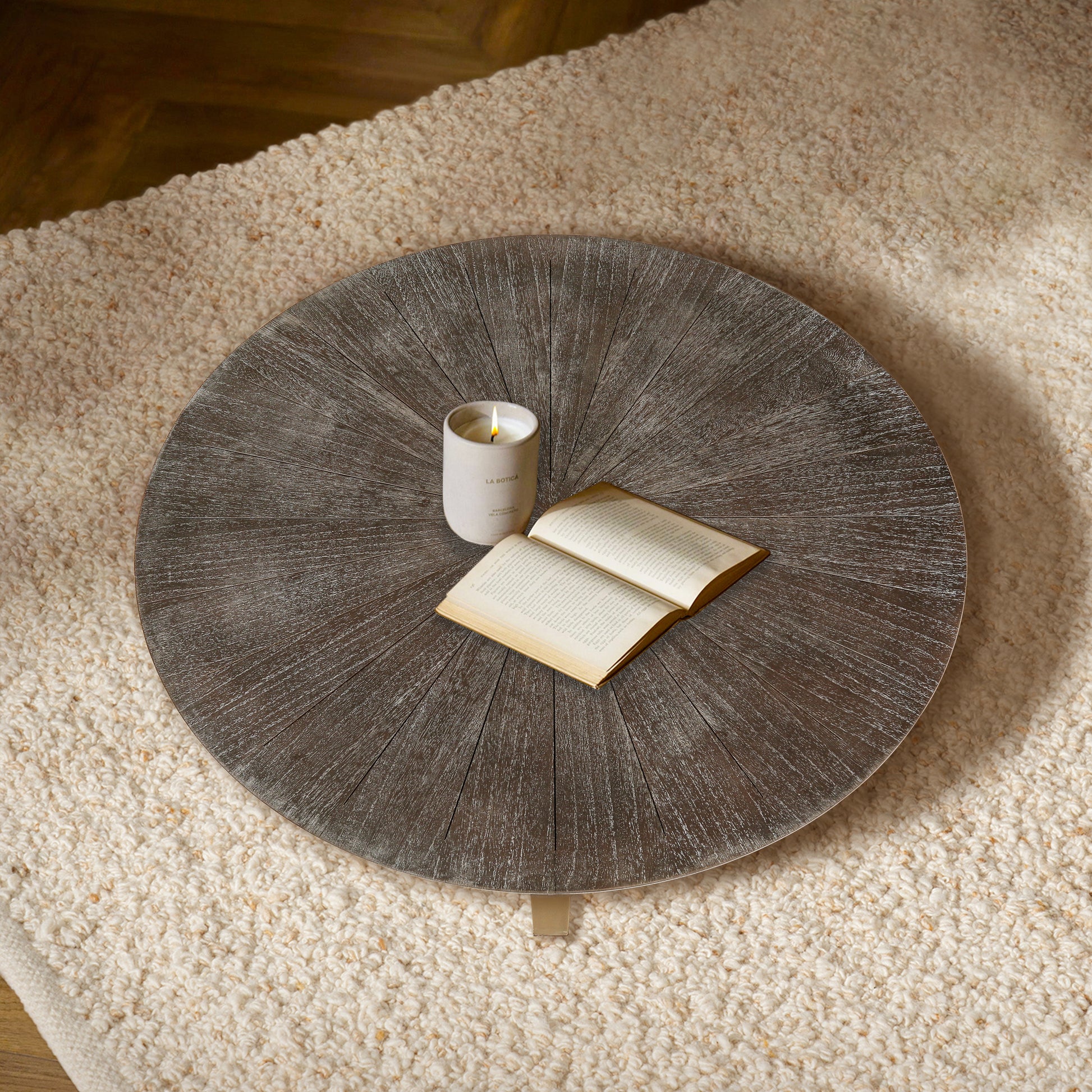 31.5"D X 31.5''W X 18.3''H Round Coffee Table With 2 Tier Storage, Farmhouse Living Room Cocktail Table With Black Metal Leg,Patchwork Desktop Effect Easy Assembly Antique Brown Antique Brown Brown Primary Living Space Antique Floor Mount Round Open