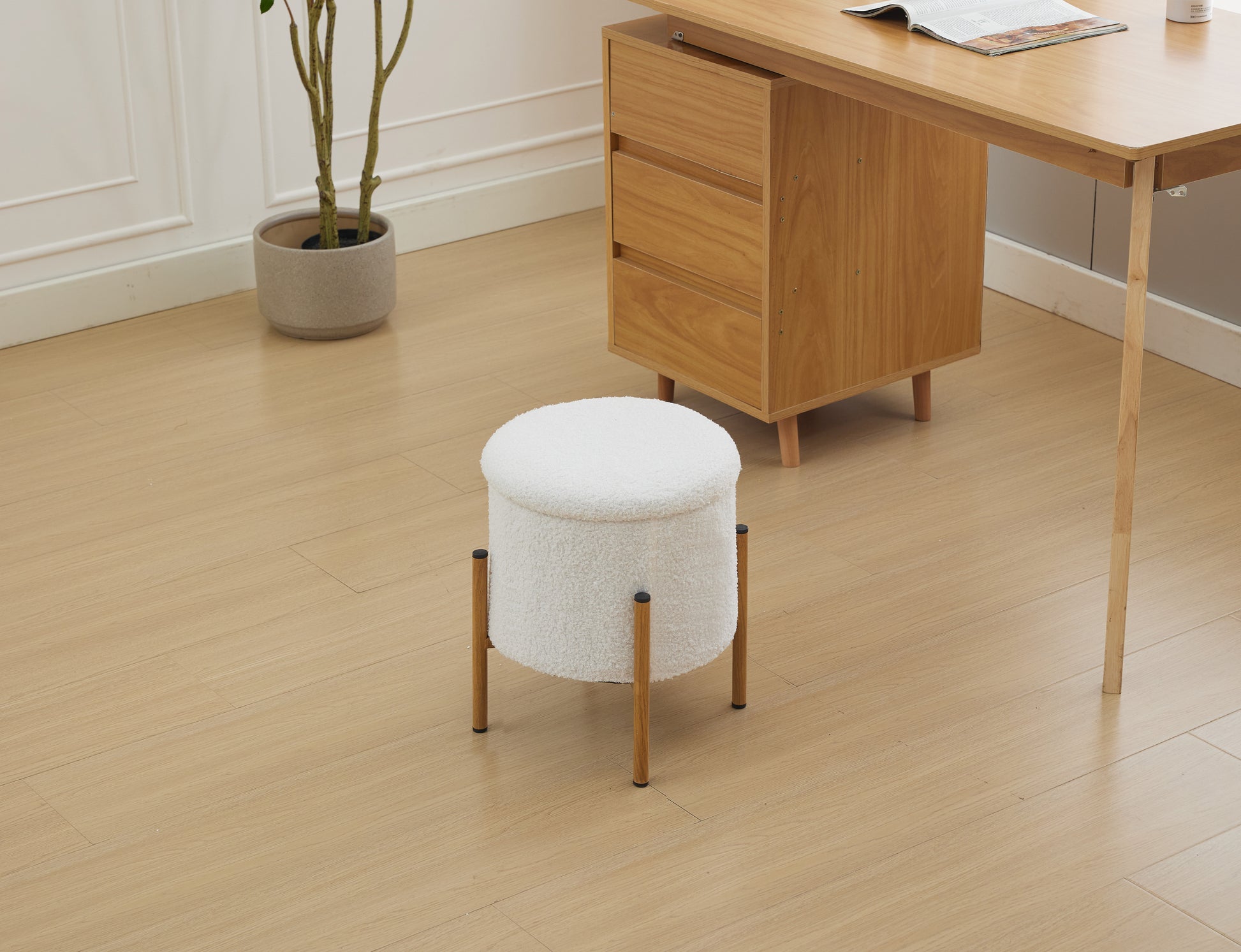 Modern Round Storage Ottoman, Ottoman Foot Stools With Metal Base, Ottoman Footstool With Removable Lid Storage Ottoman For Living Room, Bedroom, Makeup Room White White Upholstered