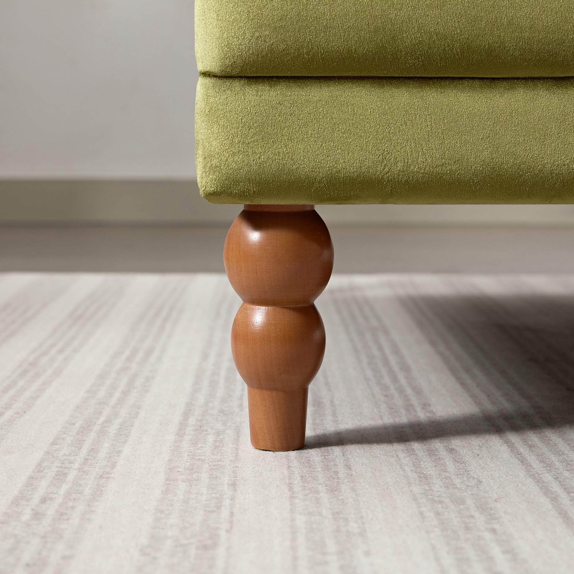 Mirod Elegant Circular Armrests, Ergonomic Lumbar Support, Vintage Roman Column Legs, Luxurious Large Size, Enhances Living Room Aesthetics, For Living Room,Bedroom And Study Green Velvet