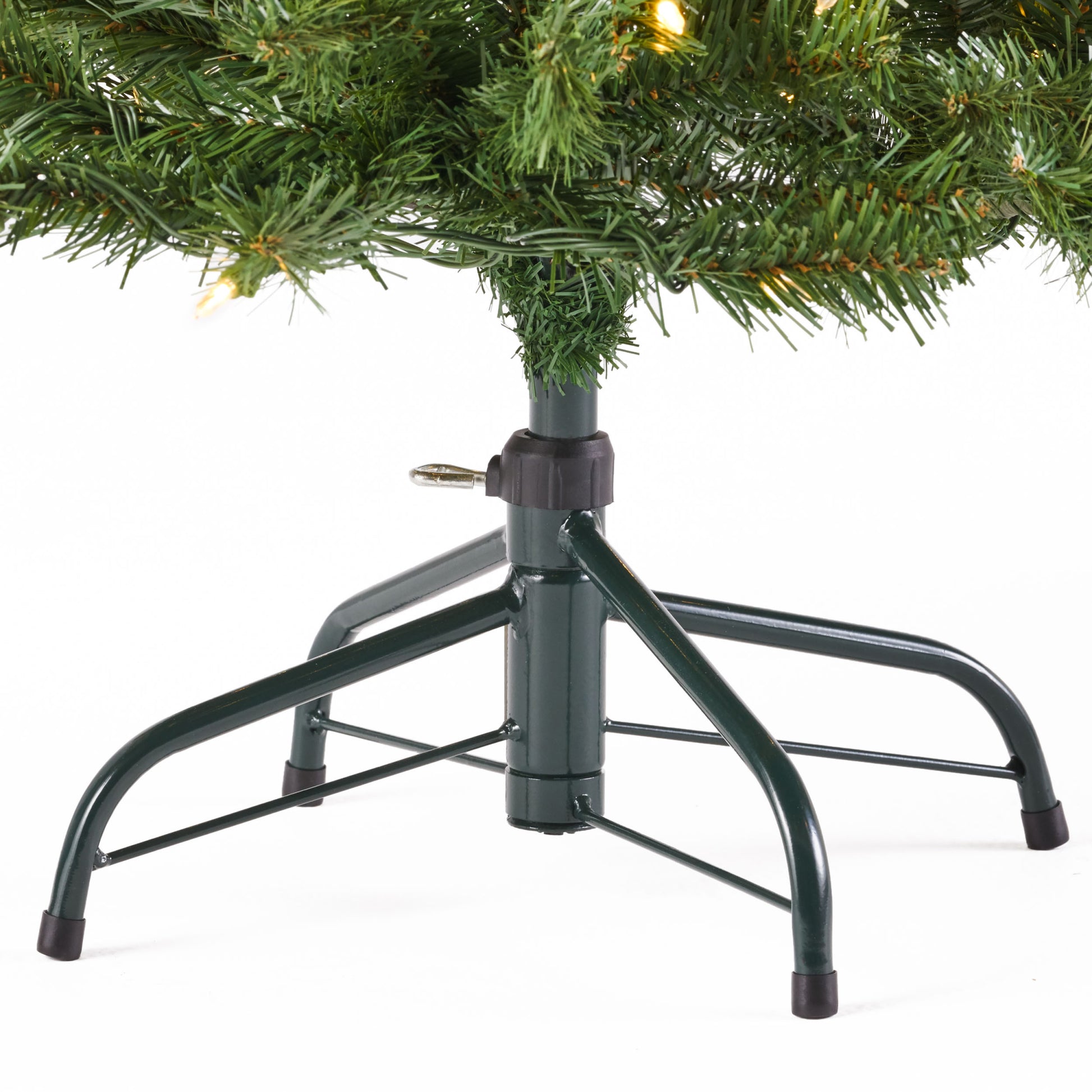 4.5' Hinged Tree With 200 Clear Lights Ul,Dia:32 Green Pvc