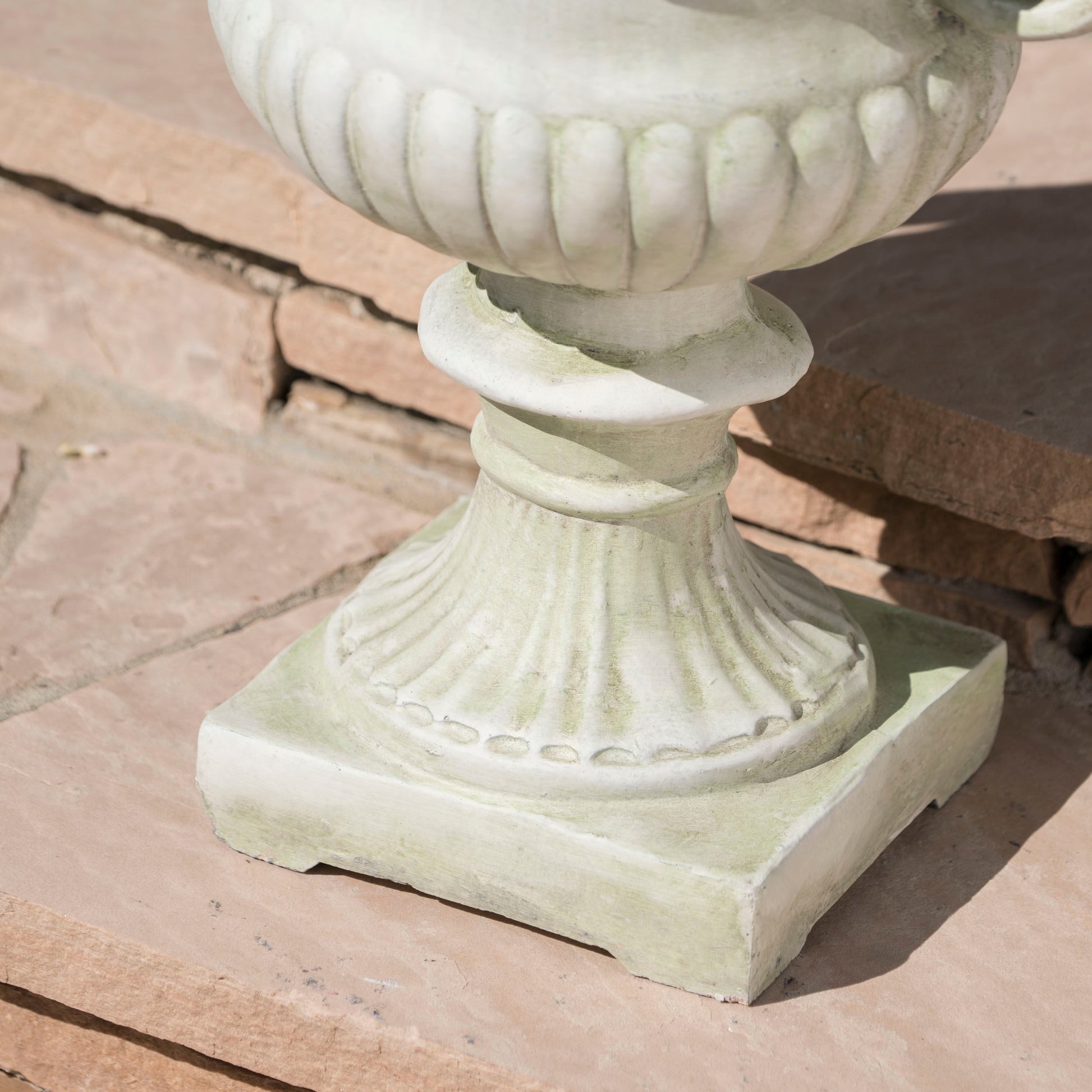 Mgo Garden Urn Planter White Magnesium Oxide